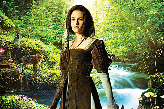Kristen Stewart in 'Snow White and the Huntsman 2'