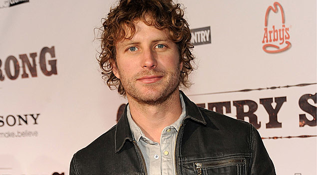 DIERKS BENTLEY’s Car Catches on Fire