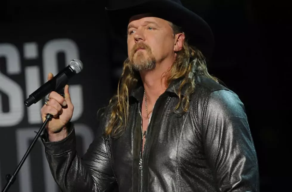 How Will the Debt Crisis Affect Trace Adkins&#8217; New Album?