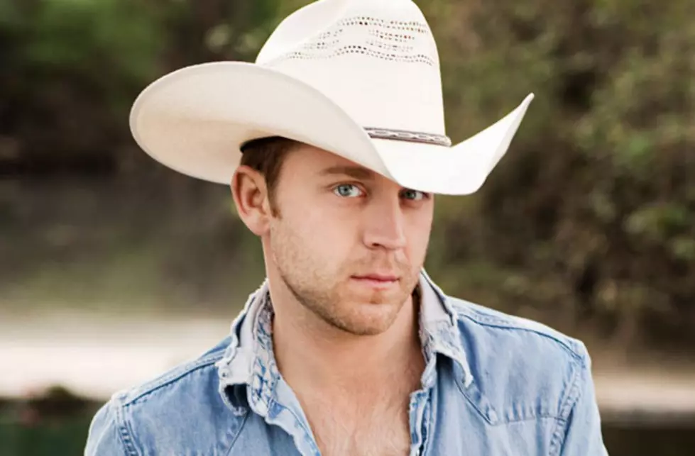 Justin Moore Crew Bus Involved in Accident