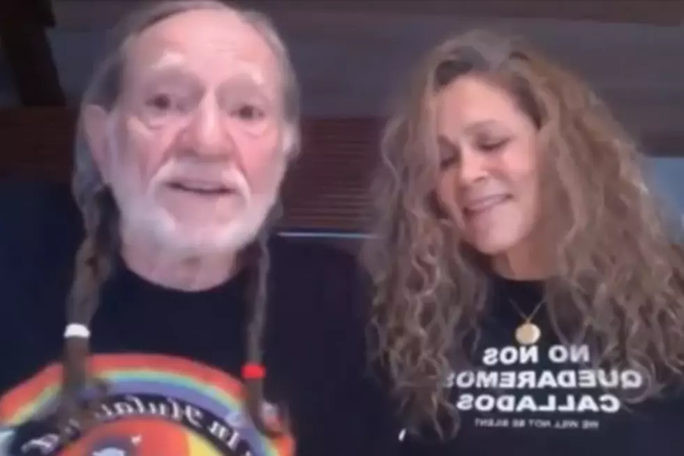 Willie Nelson Supports Occupy Wall Street