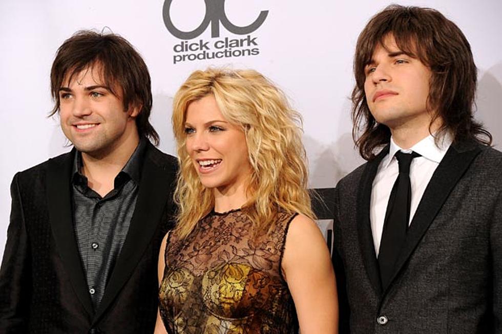 Oooo, The Band Perry Too Good For 12 Days Of Christmas! [VIDEO]
