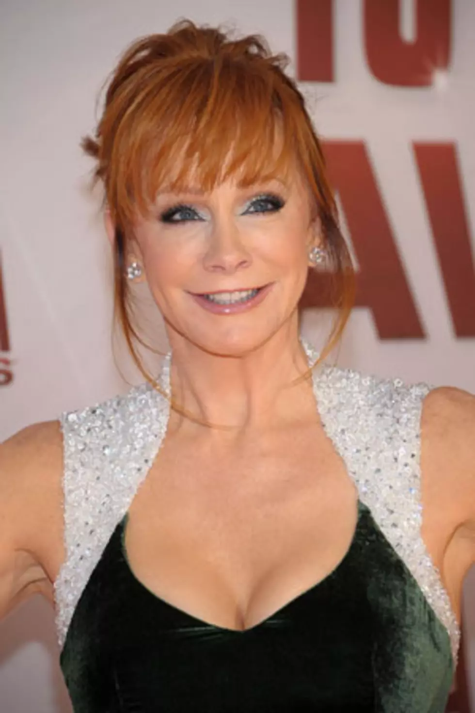 Reba McEntire&#8217;s Christmas Tradition Remembers the Reason for the Season