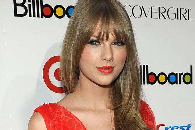 Taylor Swift's lovecharged anthem'Enchanted' can be see on the trailer for