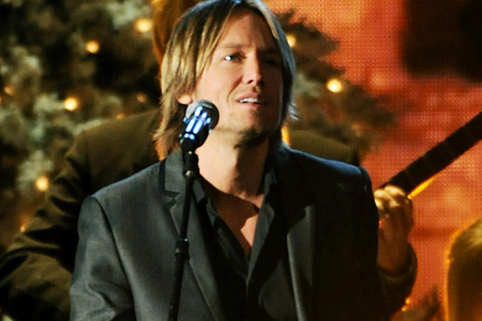 Keith Urban Delivers Moving Performance of &#8216;The Christmas Song&#8217; on &#8216;CMA Country Christmas&#8217;