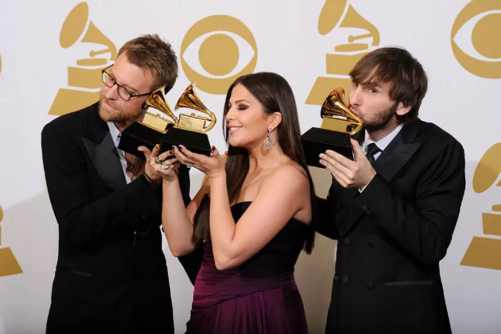 Lady Antebellum Share First Dance Stories in &#8216;Dancin&#8217; Away With My Heart&#8217; Video