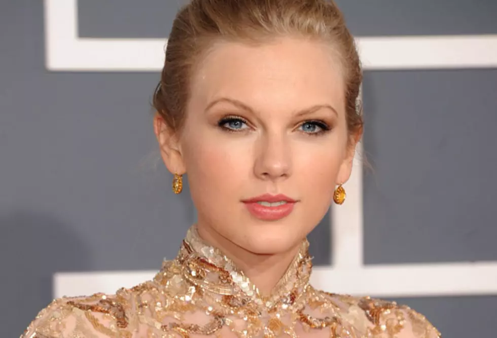 Taylor Swift Insists She&#8217;s Happy Being Single