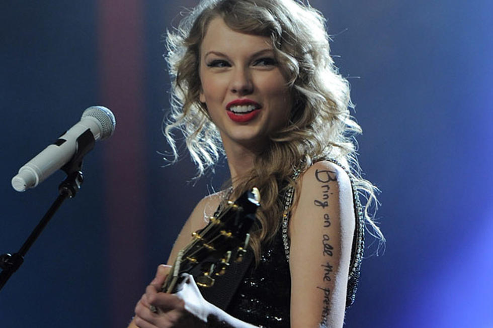 Taylor Swift Accepts Award for Best Country Solo Performance at 2012 Grammys