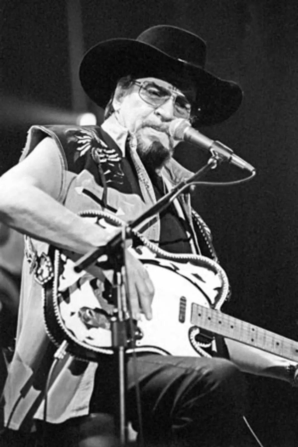 Waylon Jennings&#8217; Family to Honor His Legacy by Releasing New Music