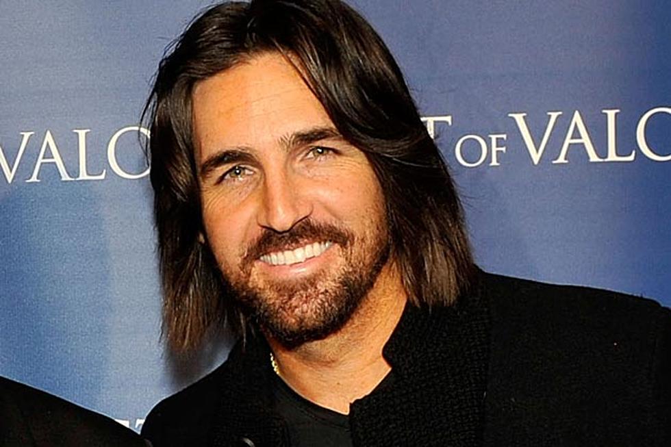 Jake Owen Scores Second Consecutive No. 1 Single With &#8216;Alone With You&#8217;
