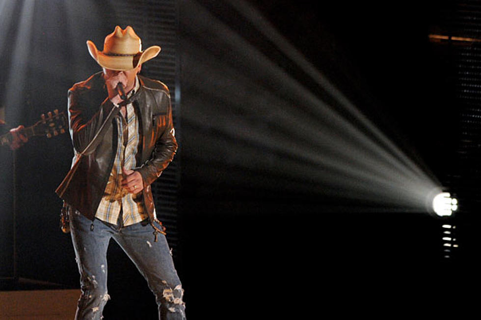 Jason Aldean Teases &#8216;Fly Over States&#8217; Video With Sneak Peek Clip