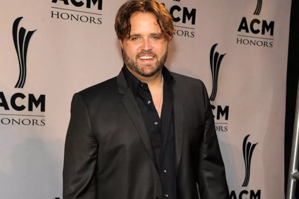 Randy Houser Opens Up About &#8216;Beautiful&#8217; Beach Wedding and Being a &#8216;Natural&#8217; at Marriage