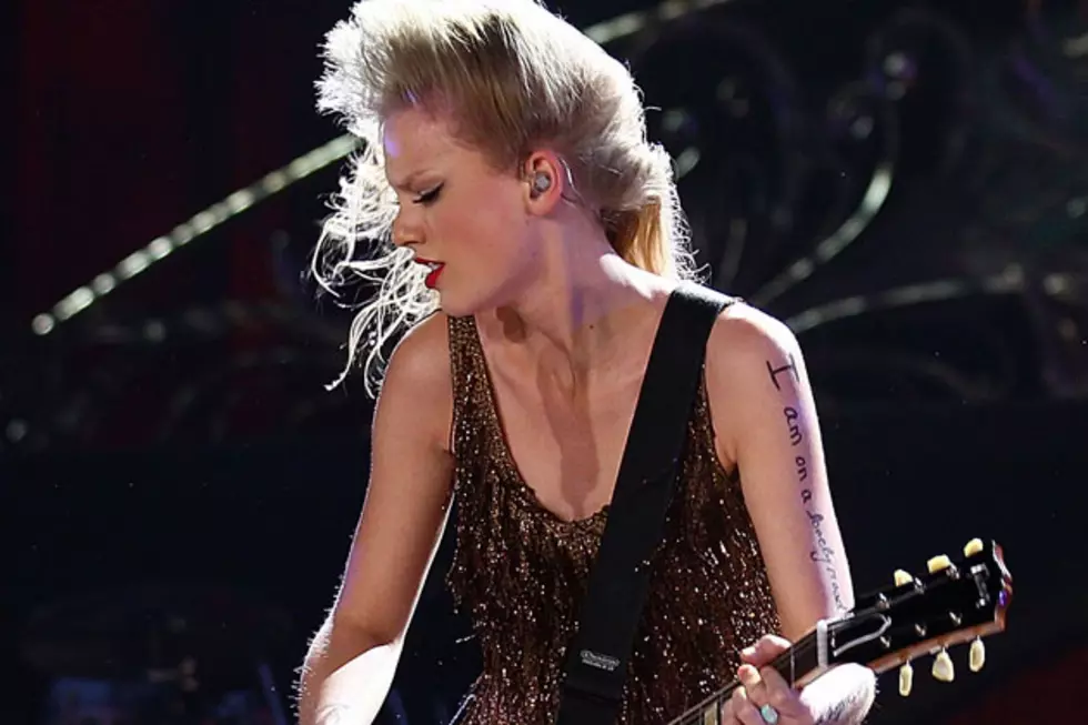 Taylor Swift Completes 100th Show of Speak Now World Tour