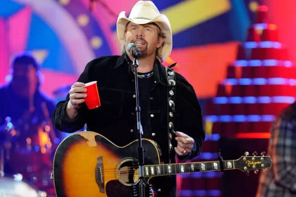Toby Keith Performs &#8216;Red Solo Cup&#8217; on &#8216;Jay Leno&#8217;