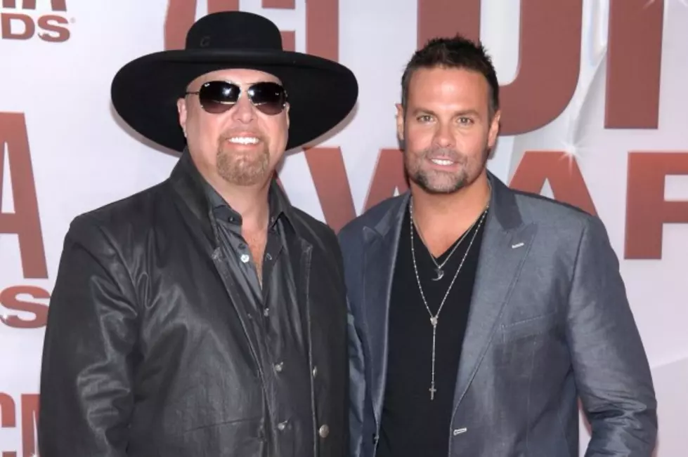 Montgomery Gentry Team Up With Tim Gunn and &#8216;The Revolution&#8217; to Show Off Nashville Hotspots