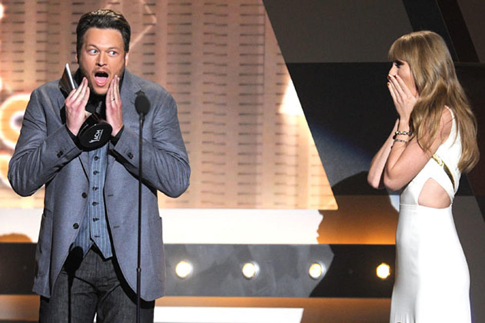 Blake Shelton Wins Male Vocalist of the Year at 2012 ACM Awards