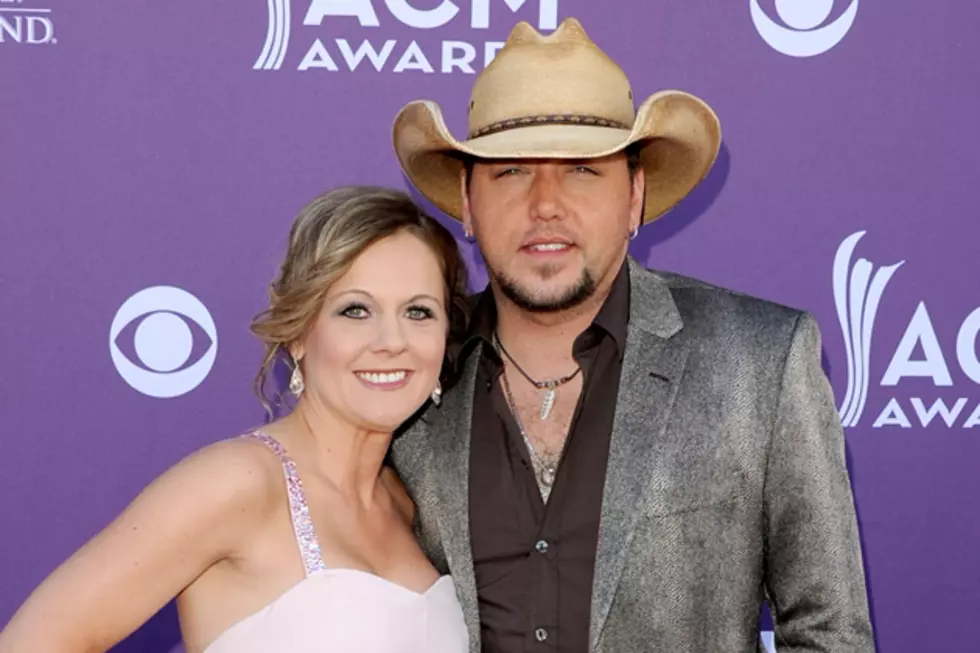 Jason Aldean Wins Vocal Event of the Year Award for &#8216;Don&#8217;t You Wanna Stay&#8217; During 2012 ACM Awards Red Carpet Broadcast