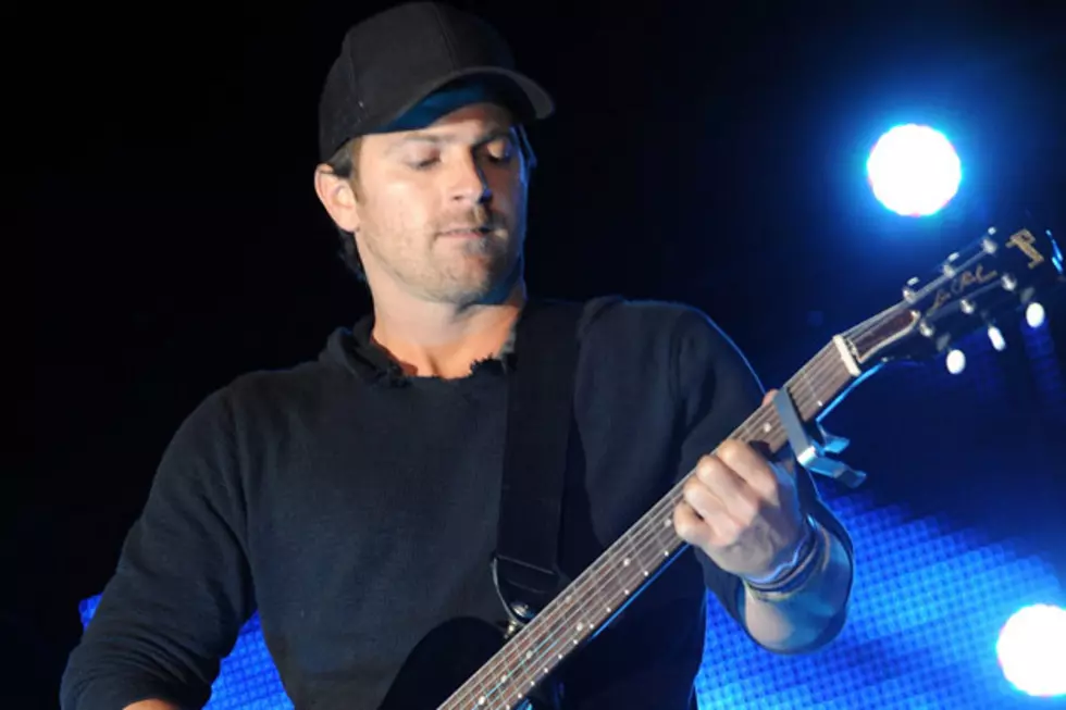 Kip Moore Tops the Charts for the First Time With &#8216;Somethin&#8217; &#8216;Bout a Truck&#8217;