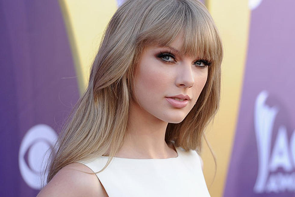 Taylor Swift Named Country Music&#8217;s Most Beautiful by Maxim