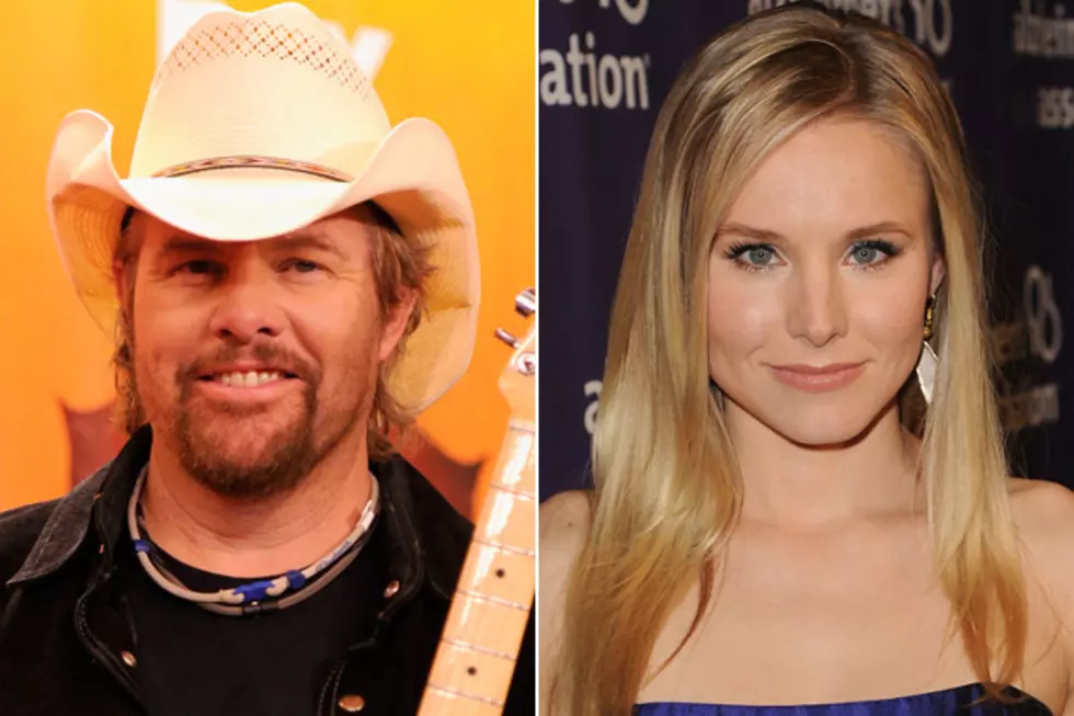 Toby Keith to Co-Host the 2012 CMT Music Awards Alongside Kristen Bell