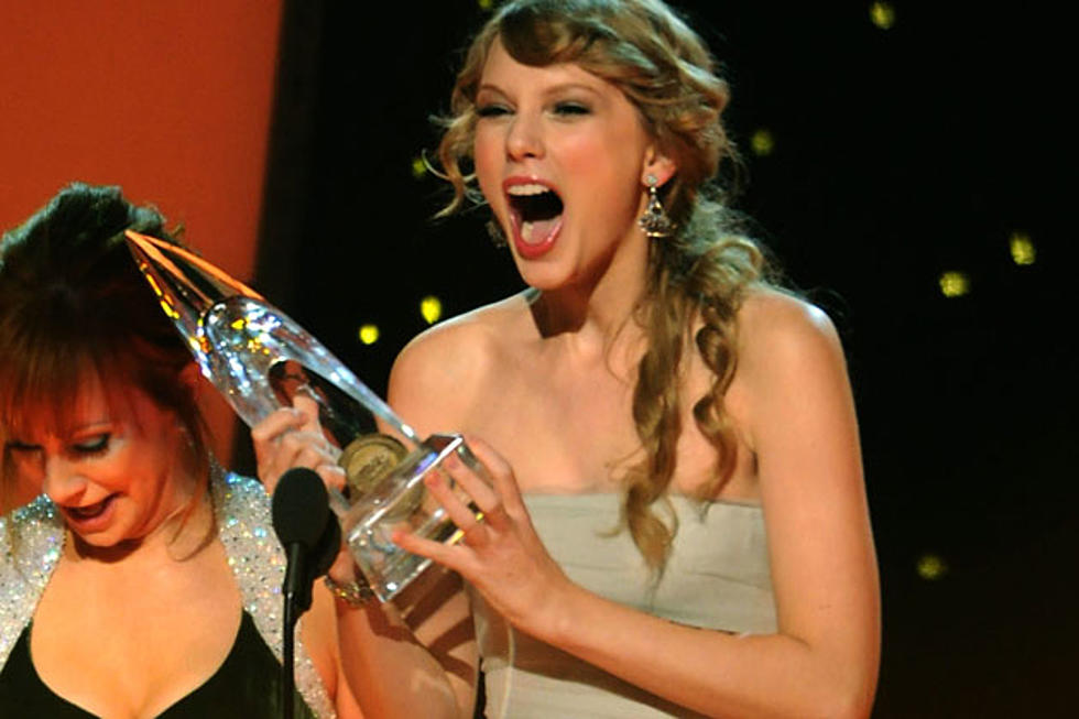 When Are the 2012 CMA Awards?