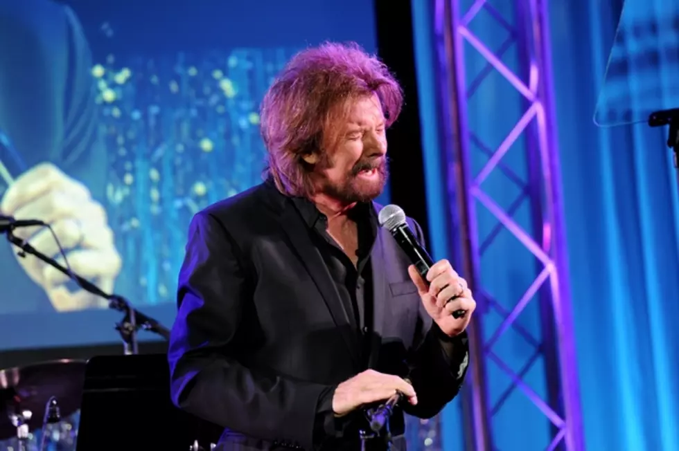 Ronnie Dunn Presents His Plan to Help the Unemployed