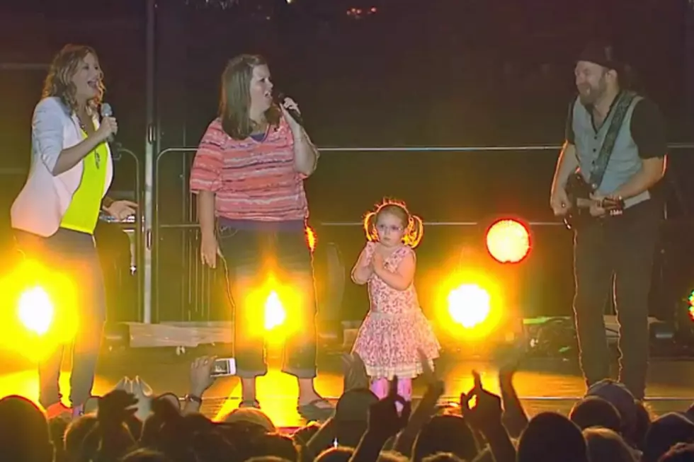 Sugarland Perform &#8216;Baby Girl&#8217; With 4-Year-Old Cancer Survivor