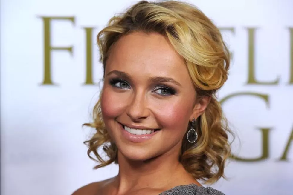 Hayden Panettiere &#8216;Keeping Fingers Crossed&#8217; for a Future in Country Music