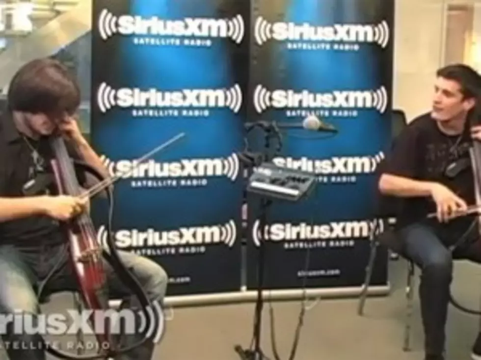 Killer Cello Cover of Nirvana&#8217;s &#8216;Smells Like Teen Spirit&#8217; [VIDEO]