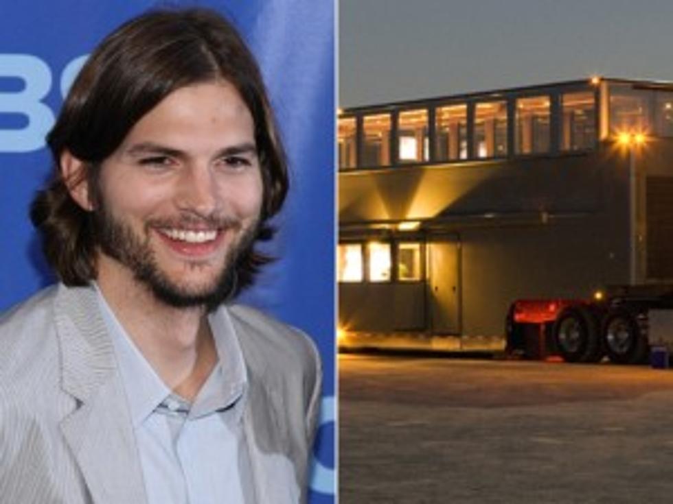 Ashton Kutcher&#8217;s Swanky &#8216;Two and a Half Men&#8217; Trailer Costs $455,000 a Year – Take a Look Inside