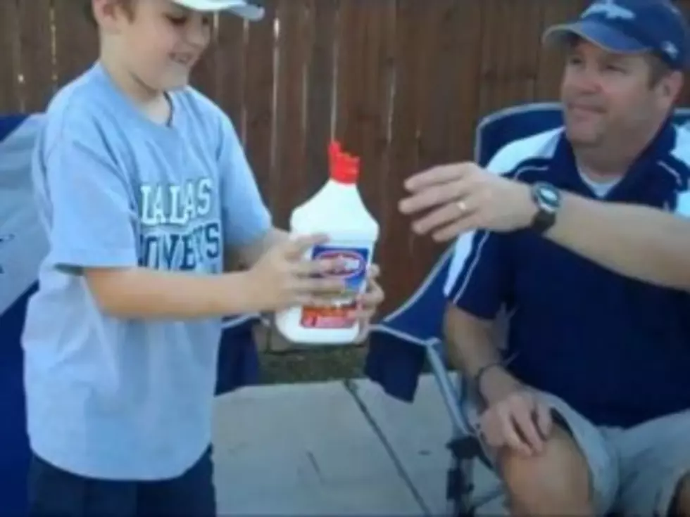 Dad Teaches Son How to Burn Tony Romo Jersey [VIDEO]