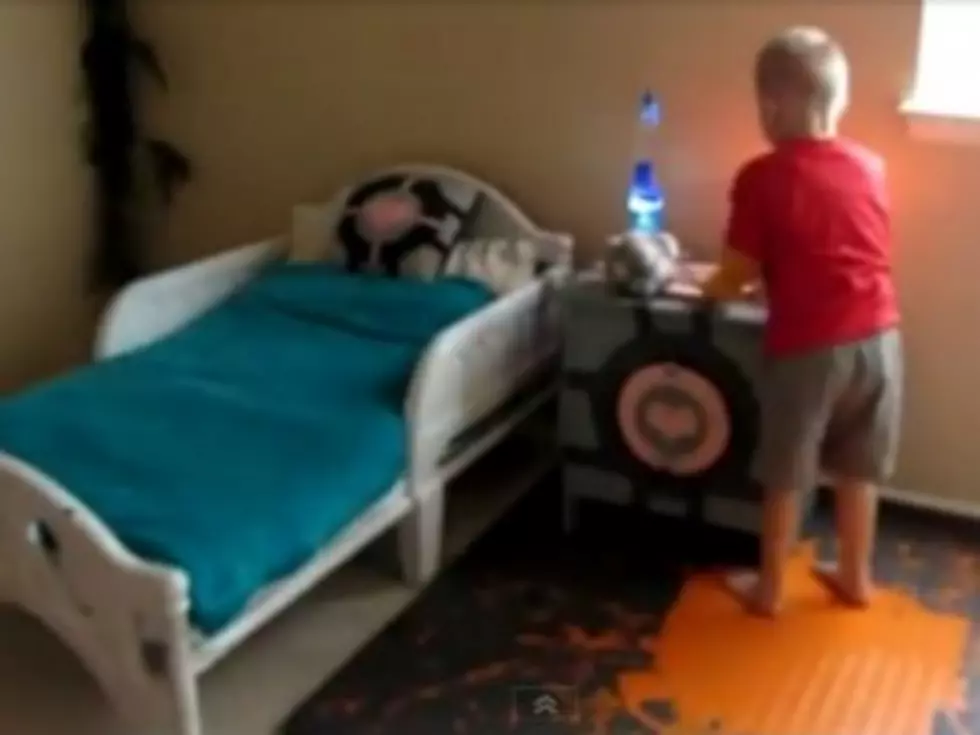 &#8216;Cute Kid&#8217; of the Day Has Awesome Bedroom Based on the Video Game &#8216;Portal&#8217; [VIDEO]
