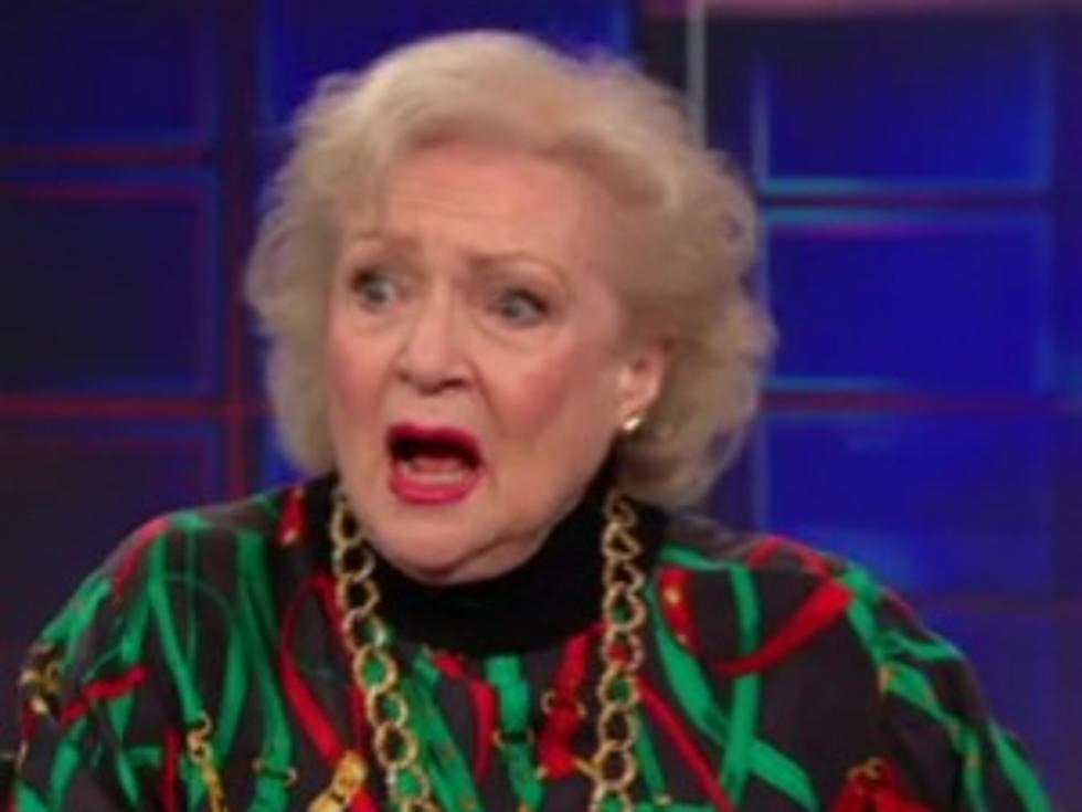 Betty White Talks Animals, Her Sex Life on &#8216;The Daily Show&#8217; [VIDEO]