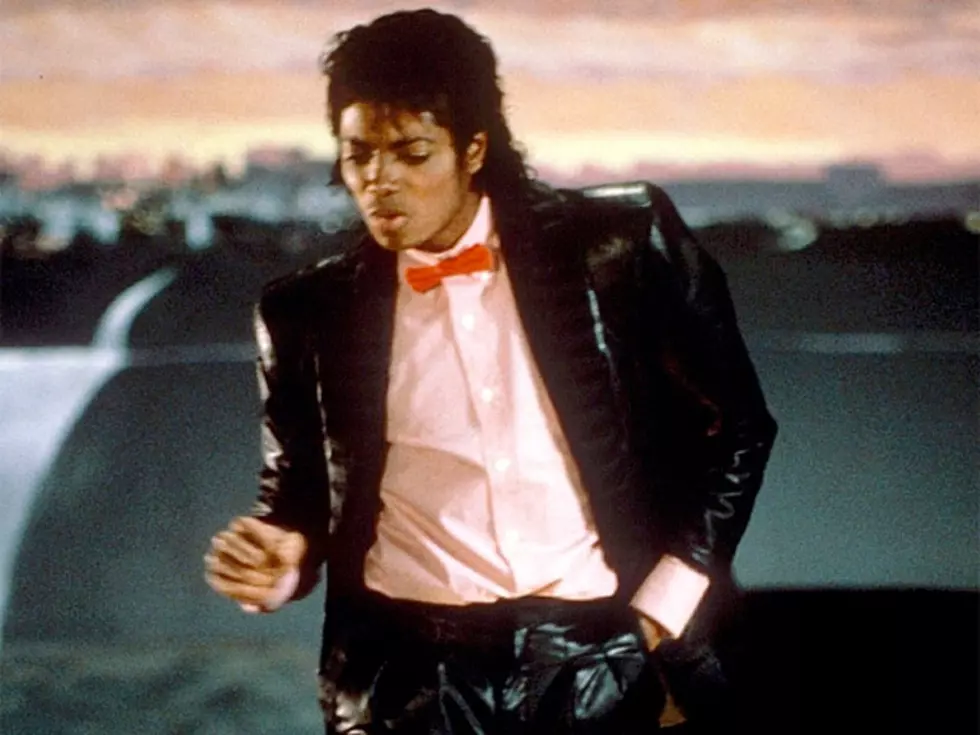 Hee-Hee! &#8216;Billie Jean&#8217; Blasted Over High School PA System for 8 Hours [VIDEO]
