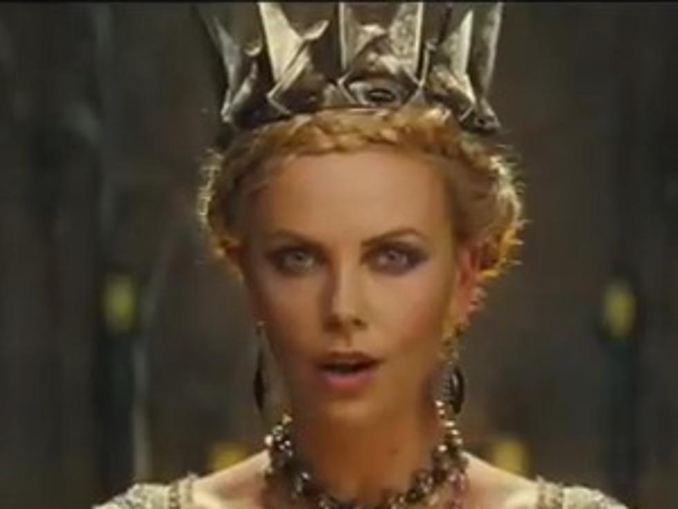 &#8216;Snow White and the Huntsman&#8217; Trailer Features Epic Charlize Theron and Kristen Stewart Stand-Off [VIDEO]