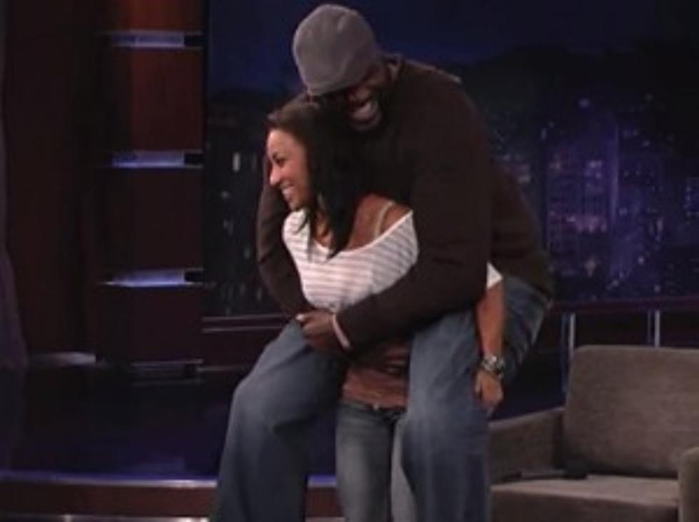 Shaquille O&#8217;Neal Gets a Piggyback Ride From His Petite Girlfriend on &#8216;Jimmy Kimmel Live&#8217; [VIDEO]