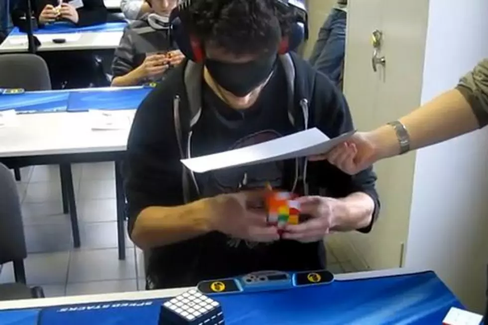 Rubik&#8217;s Cube solved in Less Than 30 Seconds- Blindfolded! [Video]