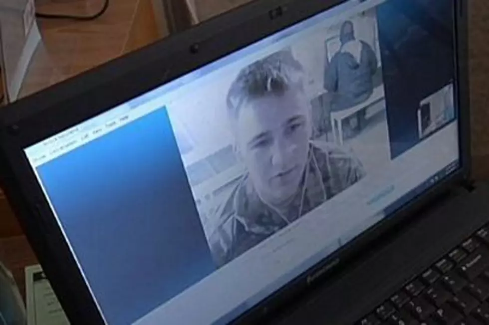 Soldier in Afghanistan Witnesses Son&#8217;s Birth Via Skype