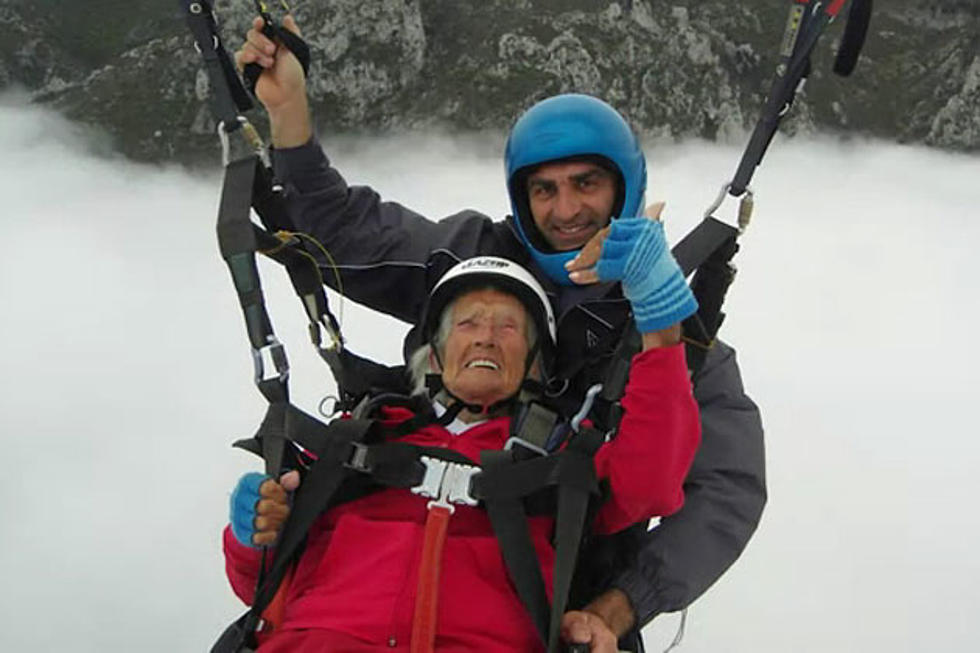 104-Year-Old Granny Is World&#8217;s Oldest Paraglider