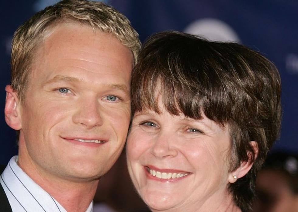 Neil Patrick Harris Has Hilarious Mother&#8217;s Day Twitter Mishap