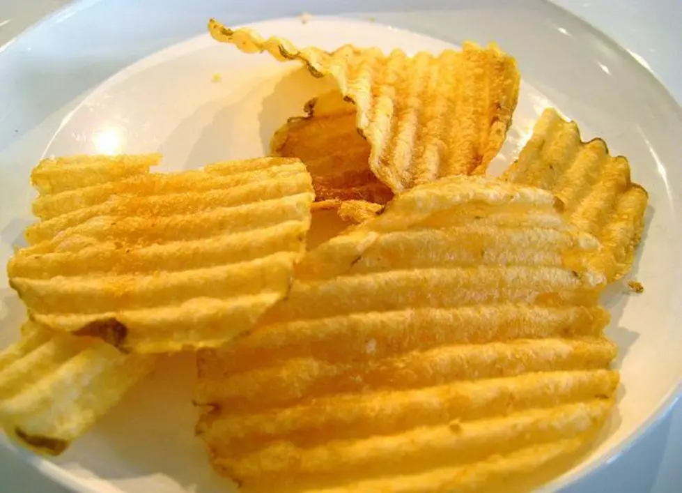 Trail of Potato Chips Leads Cops To Thief