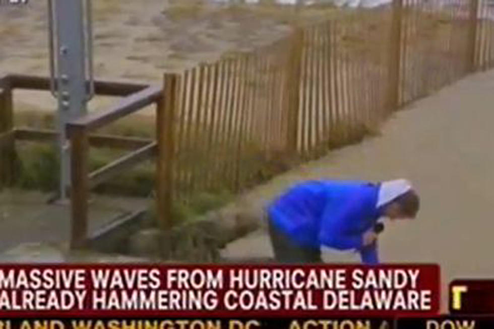 Watch the First Documented Hurricane Sandy Weatherman &#8216;Fail&#8217;