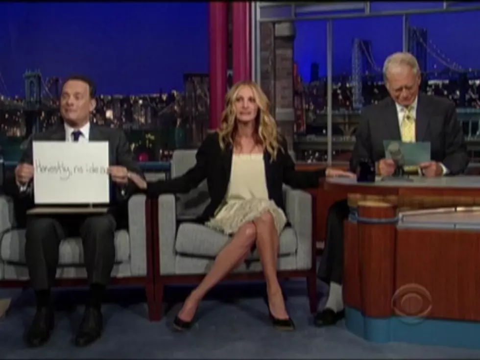 Tom Hanks Interrupts Interview With Julia Roberts on the &#8216;Late Show&#8217; [VIDEO]