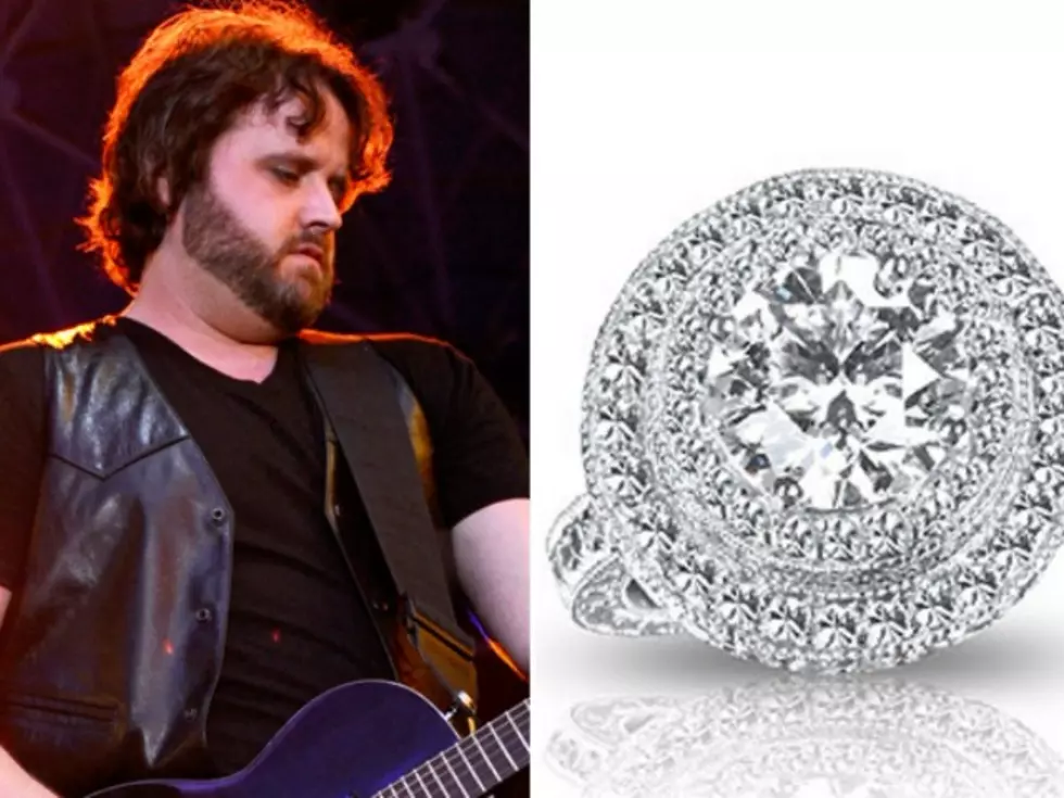 Randy Houser Gives Fiancee Engagement Ring with Eye-Popping 300 Diamonds