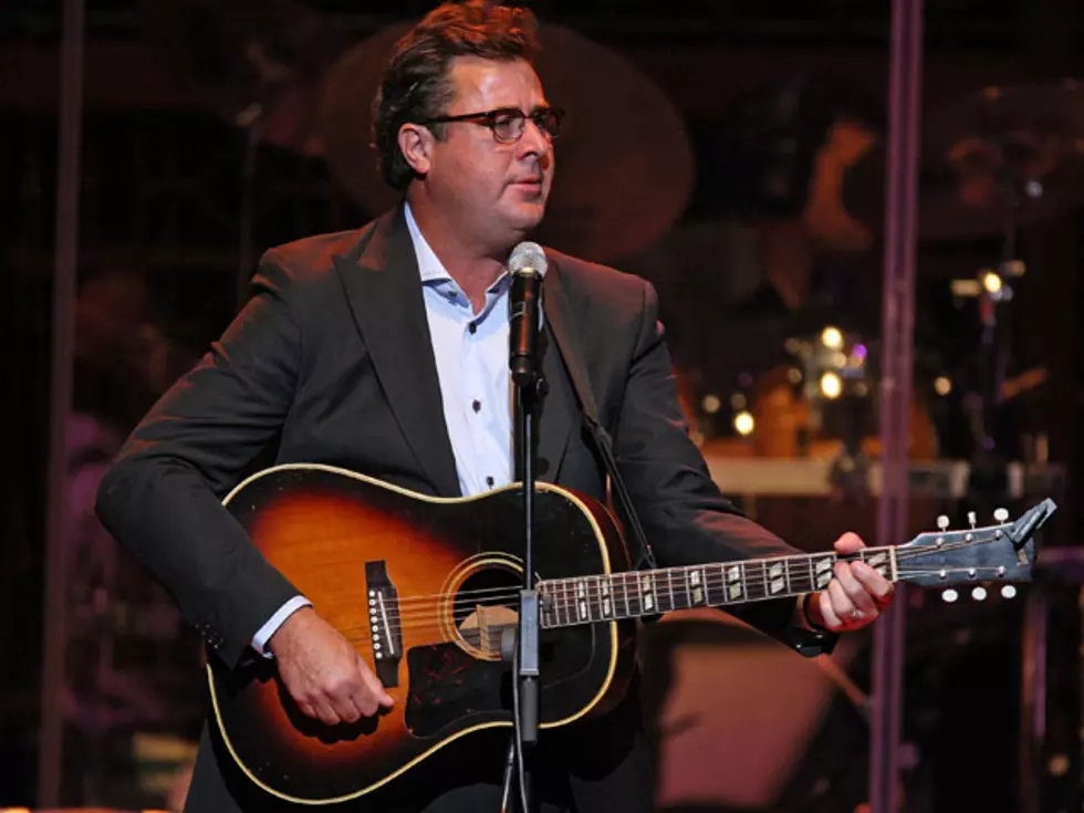 Vince Gill Celebrates 20 Years in the Grand Ole Opry