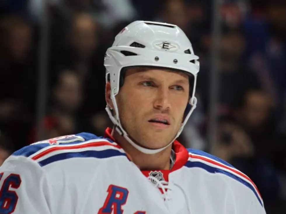 New York Rangers Star Sean Avery Arrested for Shoving a Police Officer, Challenging Cops to a Fight