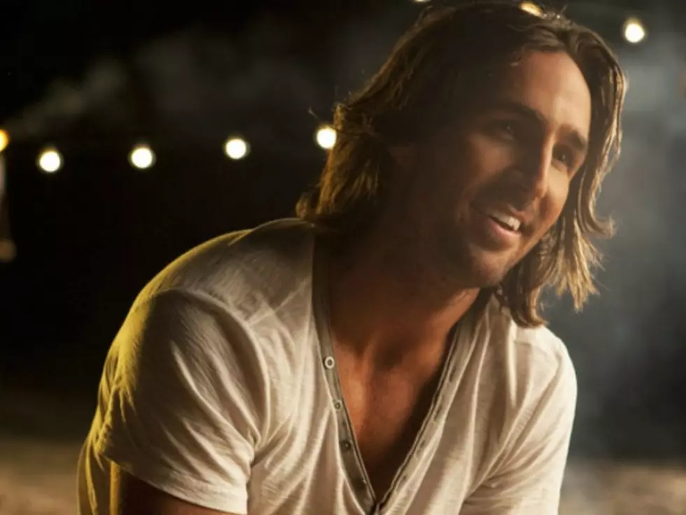 Jake Owen Hits Number One with &#8216;Barefoot Blue Jean Night&#8217;