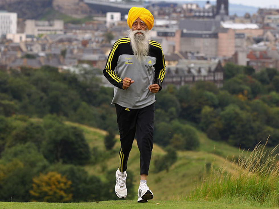 Fauja Singh is 100 Years Old and World&#8217;s Oldest Marathon Runner [VIDEO]