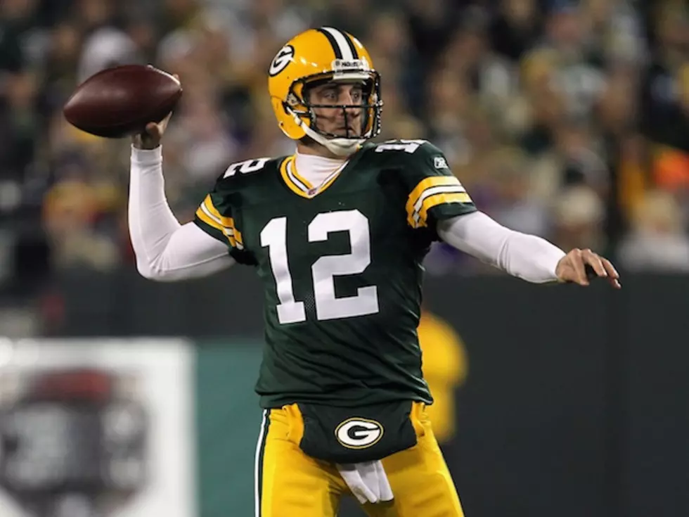 Aaron Rodgers Throws 4 TDs in Green Bay Packers 45-7 Rout of Minnesota Vikings on &#8216;Monday Night Football&#8217;
