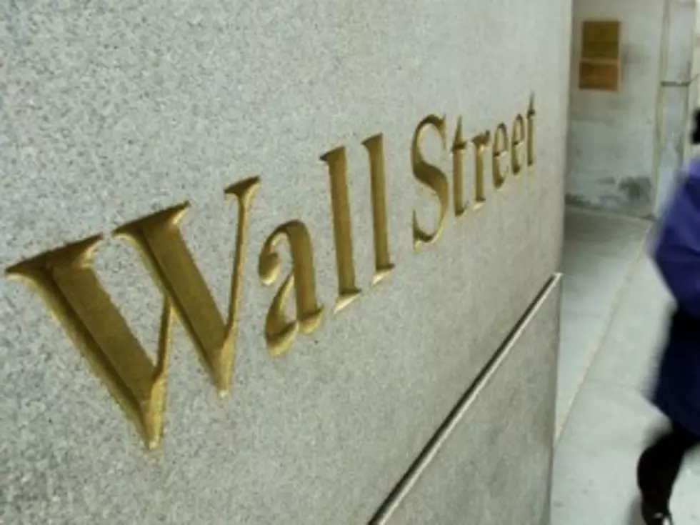 Wall Street Bonuses Slated to Decline in 2011